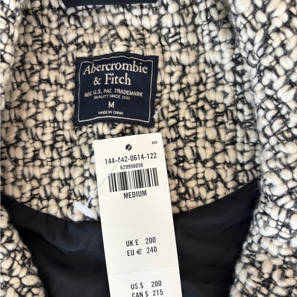 Abercrombie & Fitch Wool Blend Boucle Coat Black White Textured Jacket Medium - Picture 6 of 9
